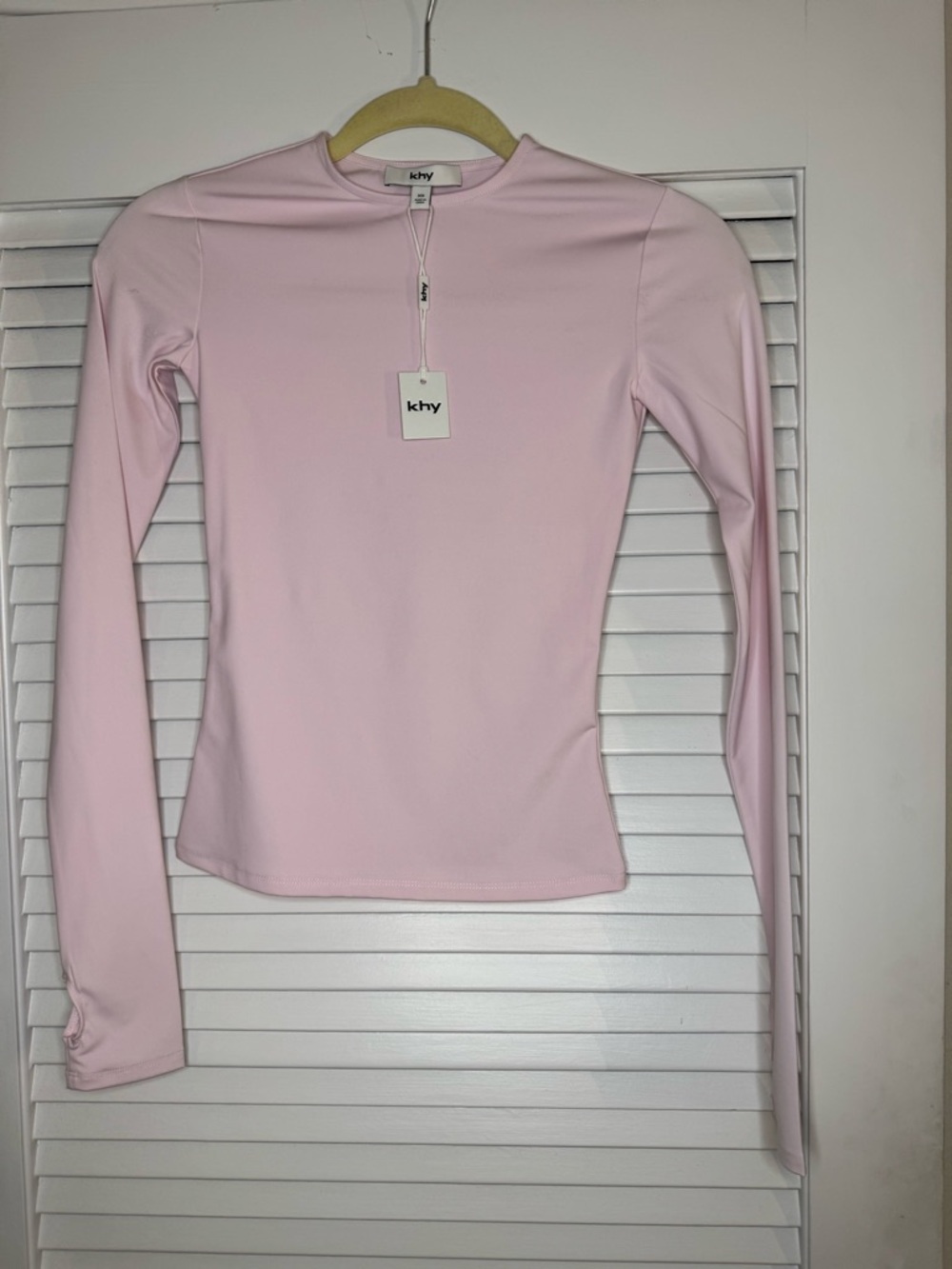khy Women's Long-Sleeve Crew Neck Top in Light Pink